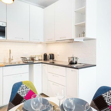 Apartments Rondo Wiatraczna By Noclegi Renters وارسو المظهر الخارجي الصورة