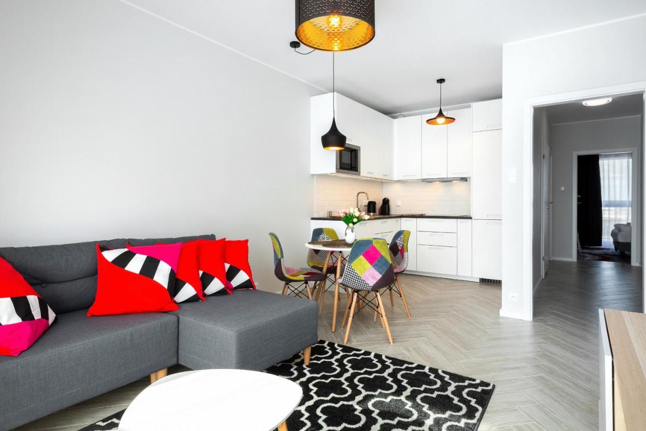 Apartments Rondo Wiatraczna By Noclegi Renters وارسو المظهر الخارجي الصورة