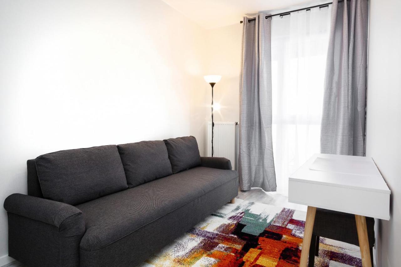 Apartments Rondo Wiatraczna By Noclegi Renters وارسو المظهر الخارجي الصورة