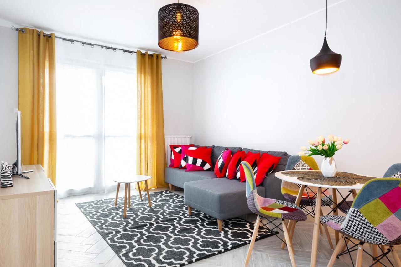 Apartments Rondo Wiatraczna By Noclegi Renters وارسو المظهر الخارجي الصورة